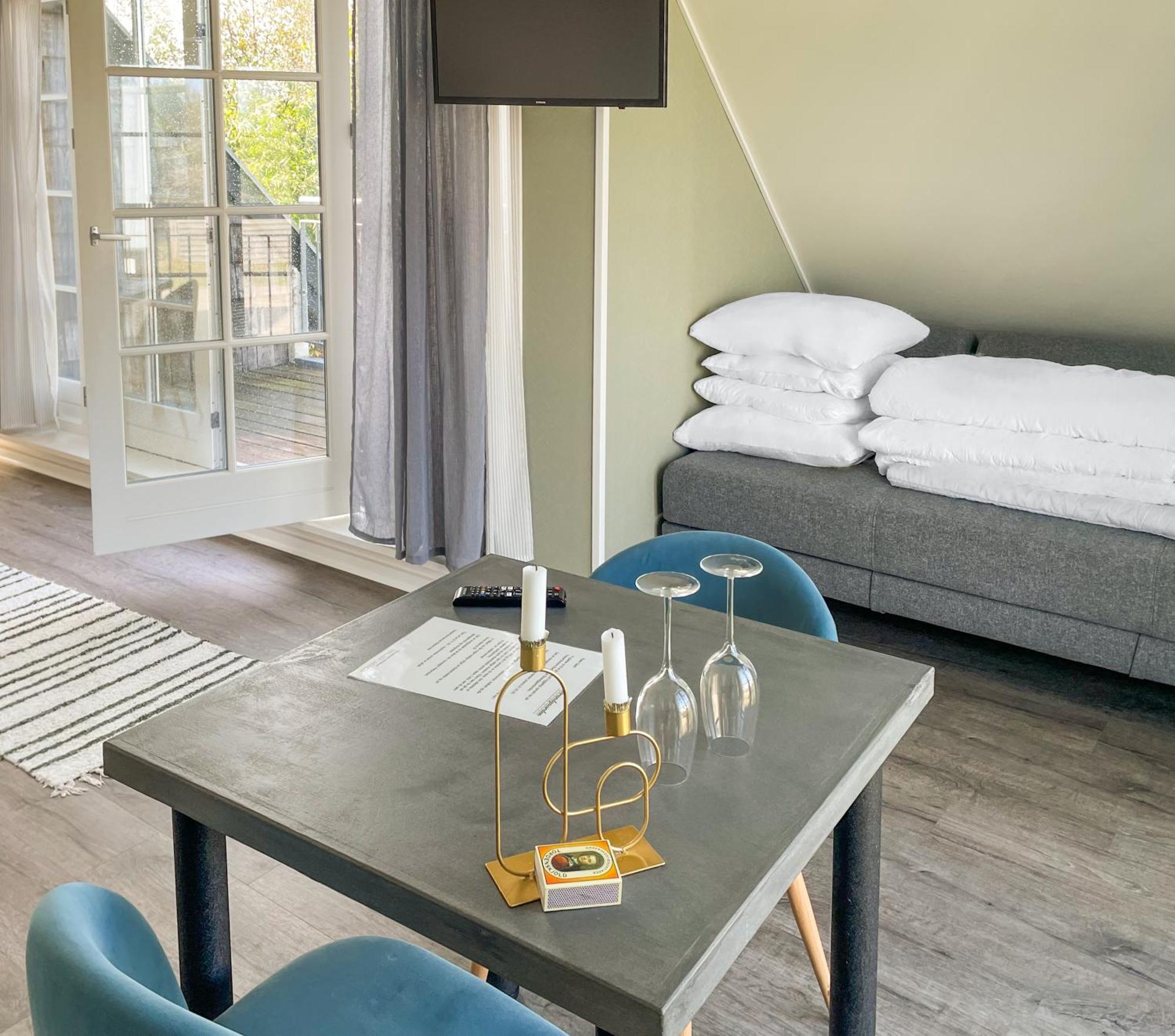 Hotel Strandgaarden Vesterø Havn Esterno foto