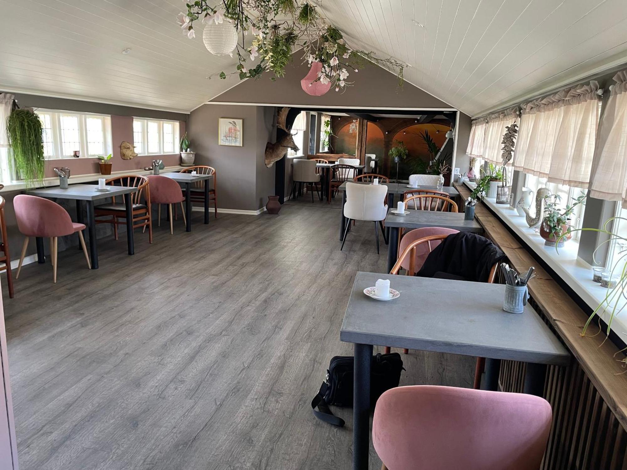 Hotel Strandgaarden Vesterø Havn Esterno foto